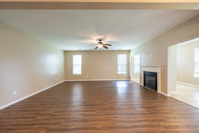 Building Photo - 1126 Fawn Forest Rd
