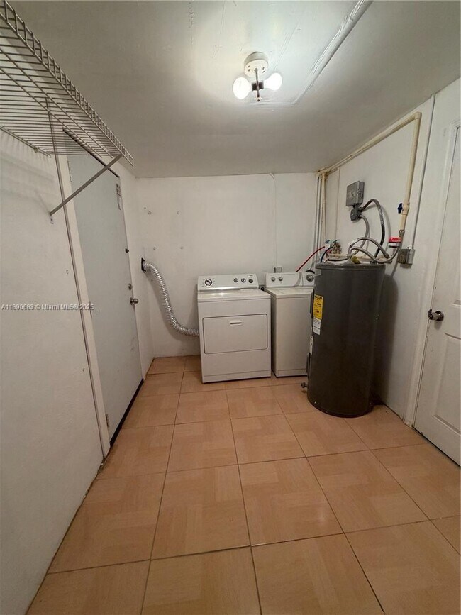 Building Photo - 2531 NW 152nd Terrace