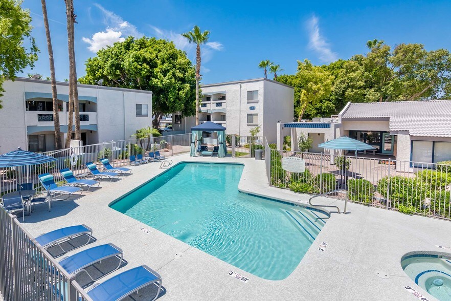 Building Photo - Sofia Apartments