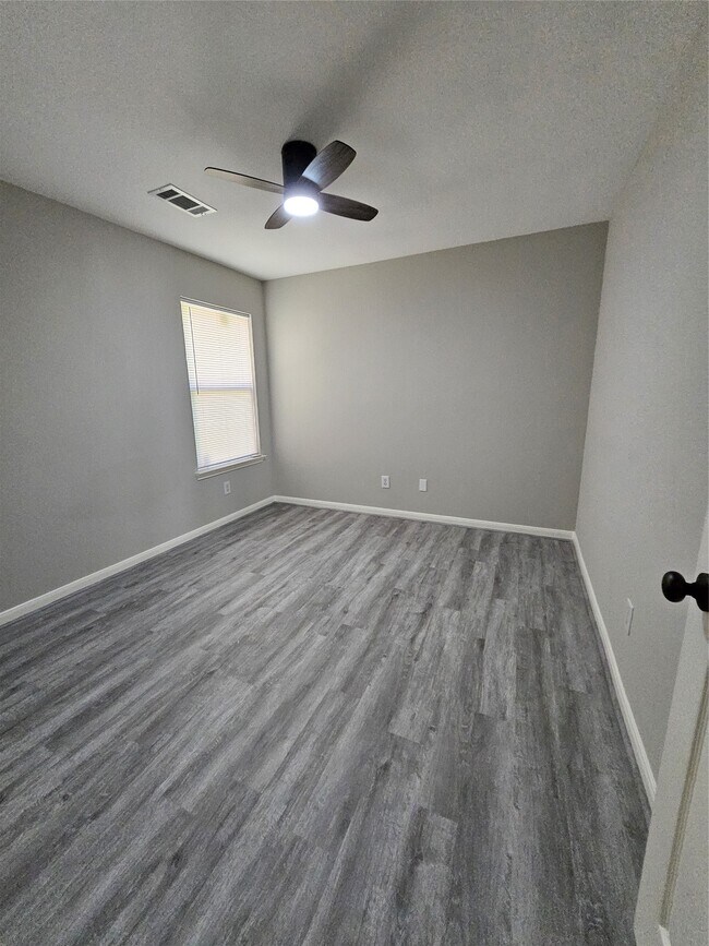 Building Photo - 1130 Concord Pl