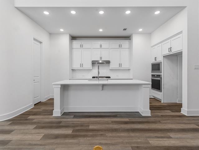 Building Photo - 422 Firecrest Ln