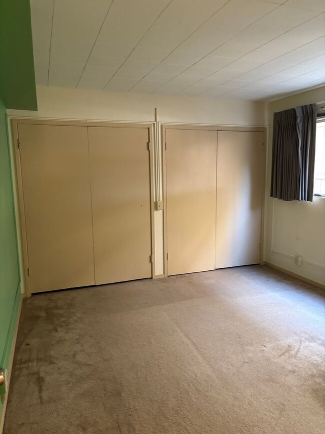 Building Photo - 1 Bedroom Apartment Across from NPS!
