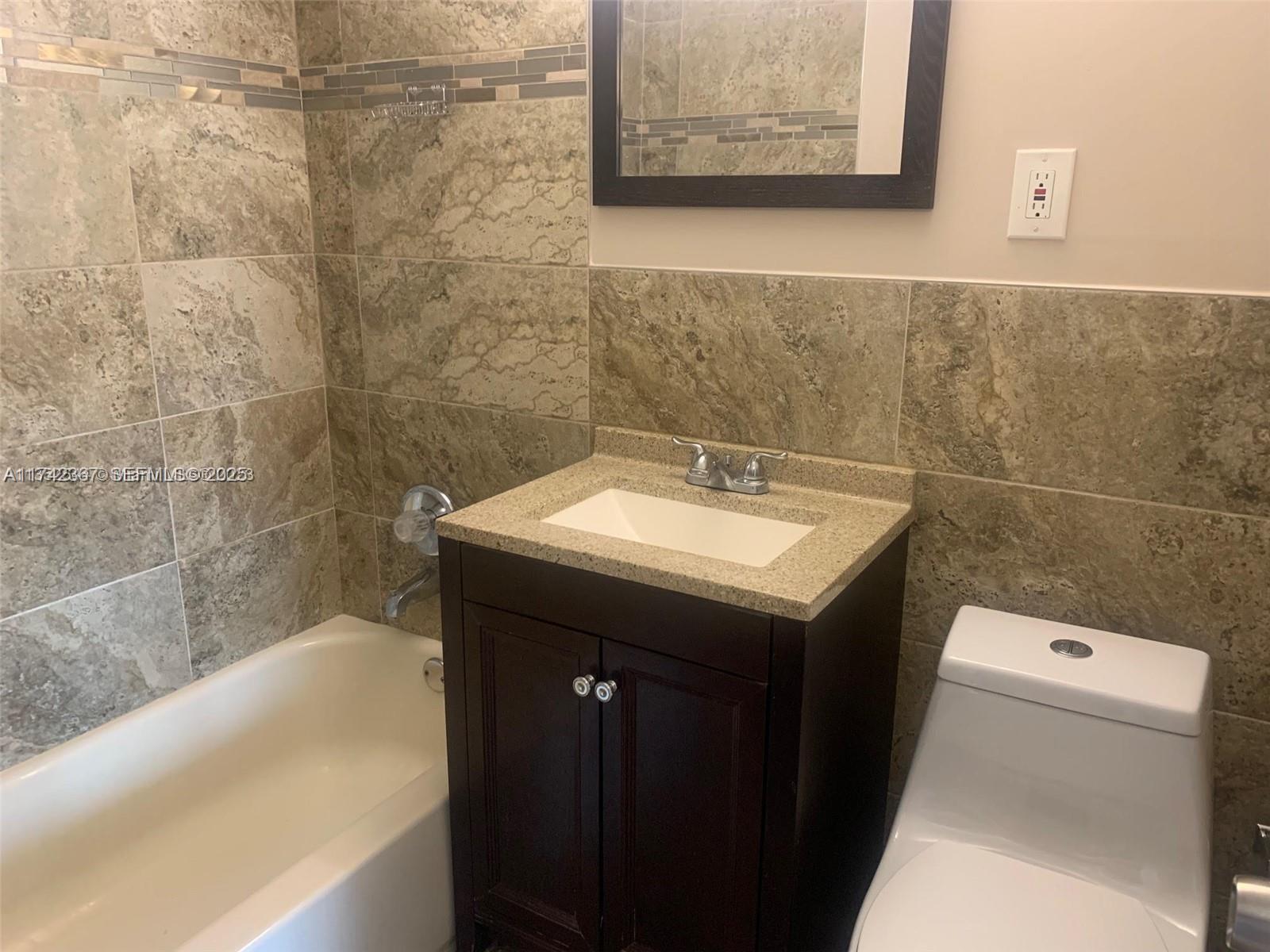 Building Photo - 6484 Indian Creek Dr