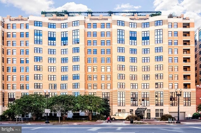 Building Photo - 400 Massachusetts Ave NW