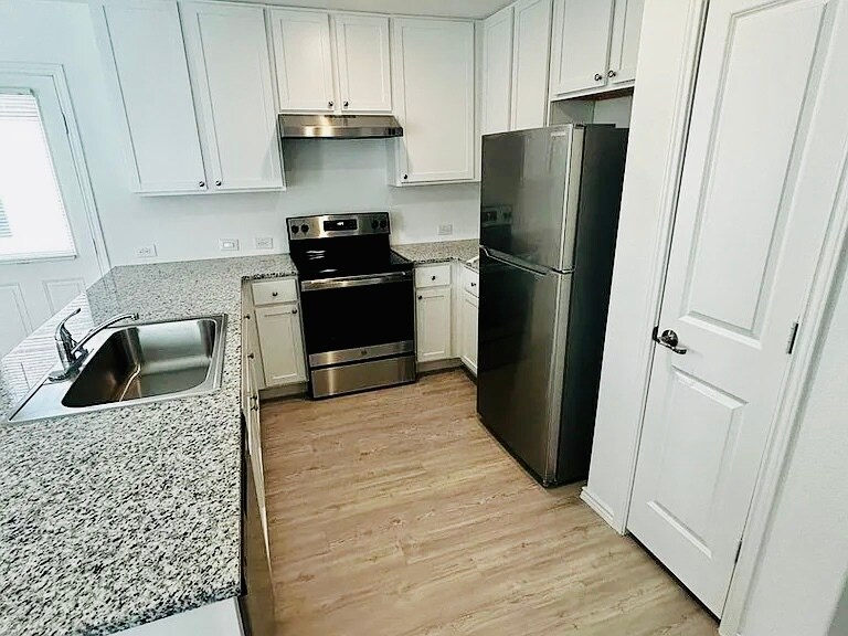 Building Photo - 1227 Art Wall Wy