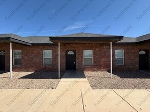 Building Photo - Spacious 1 bedroom 1 bath Apartment