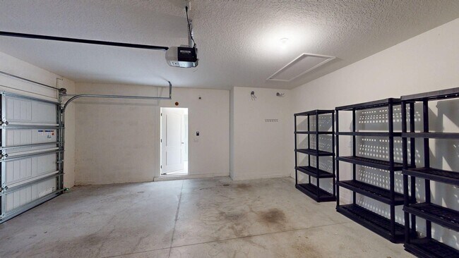 Building Photo - 4 BR 2 BA  Perfect Home - CASCADES SUBDIVI...