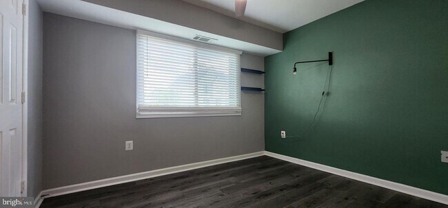 Building Photo - 12705 Dara Dr