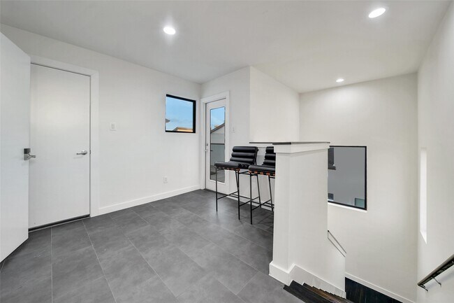 Building Photo - 1505 Colorado St