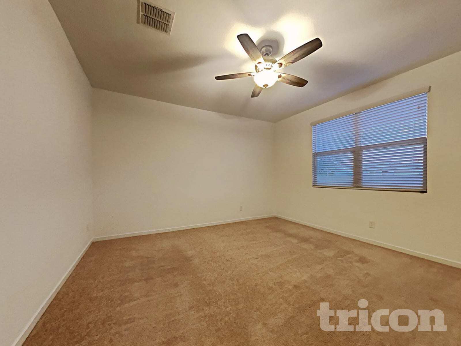 Building Photo - 19781 N Lauren Rd