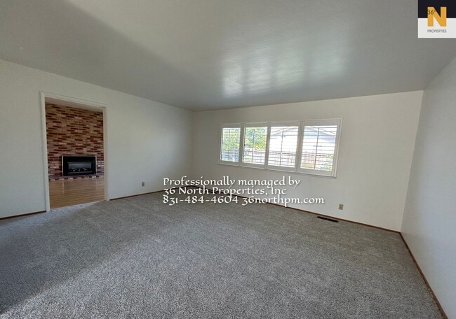 Building Photo - 27 San Felipe Ct