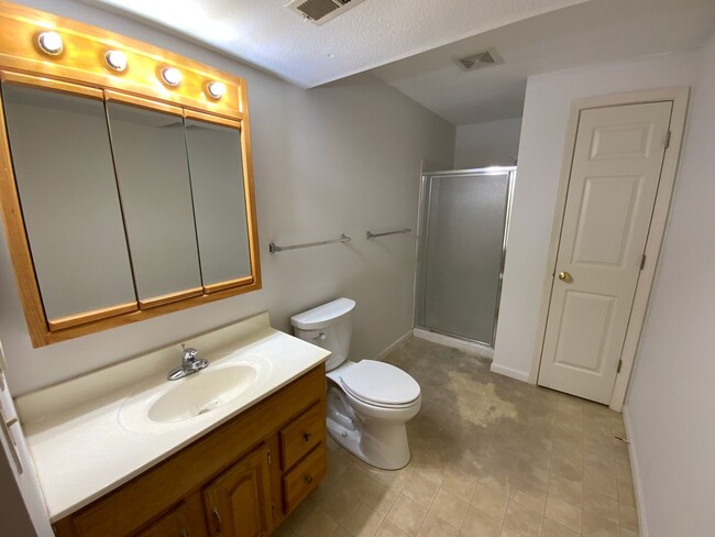 Building Photo - 203-203 Briarcrest Ct