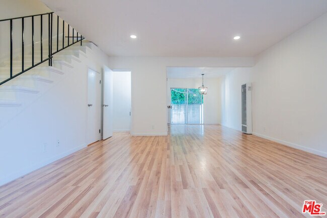 Building Photo - 1814 9th St