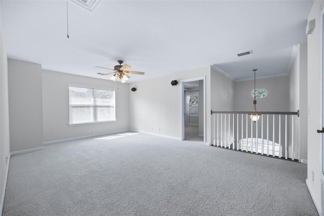 Building Photo - 4033 Canyon Glen Cir