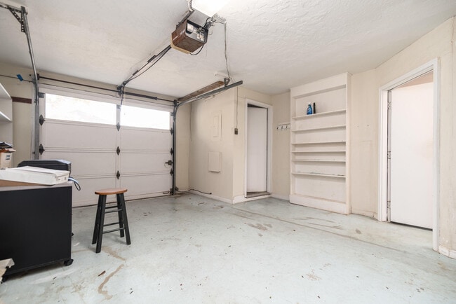 Building Photo - 202 Snug Harbour Dr