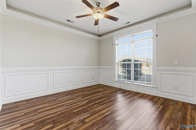 Building Photo - 7518 Parktrace Ln SE