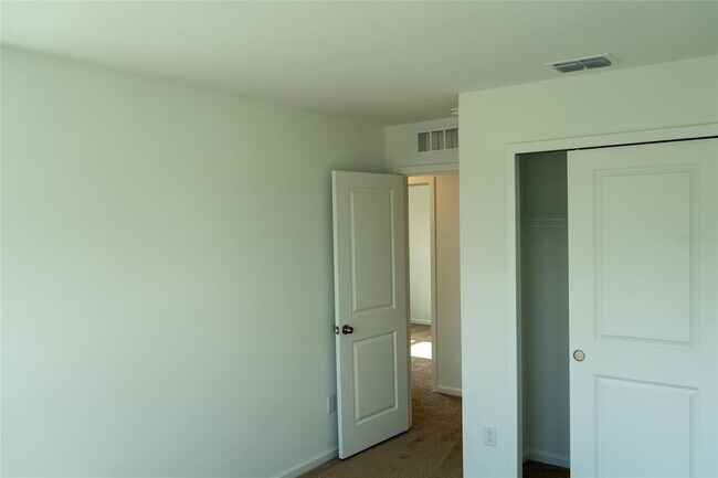 Building Photo - 13094 Pergola Ave
