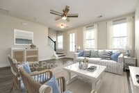 Building Photo - 7811 Park Gate Dr