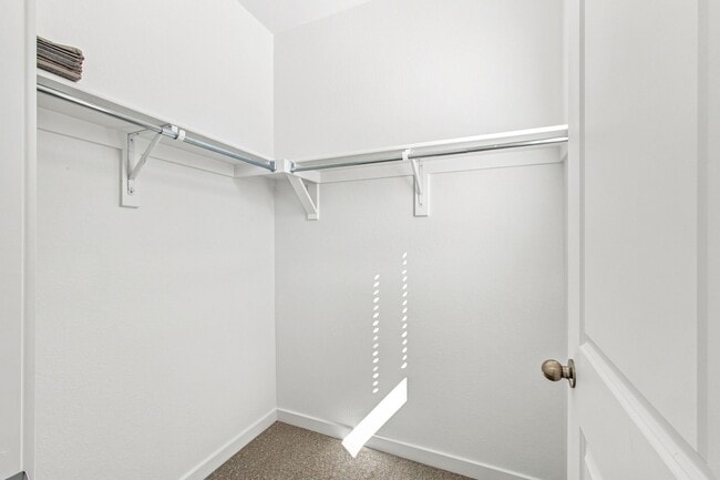 Building Photo - 8953 Whiteclover St