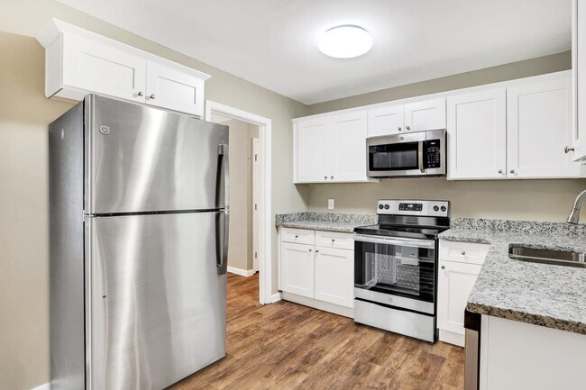 Building Photo - 1154 Penn Ct Se