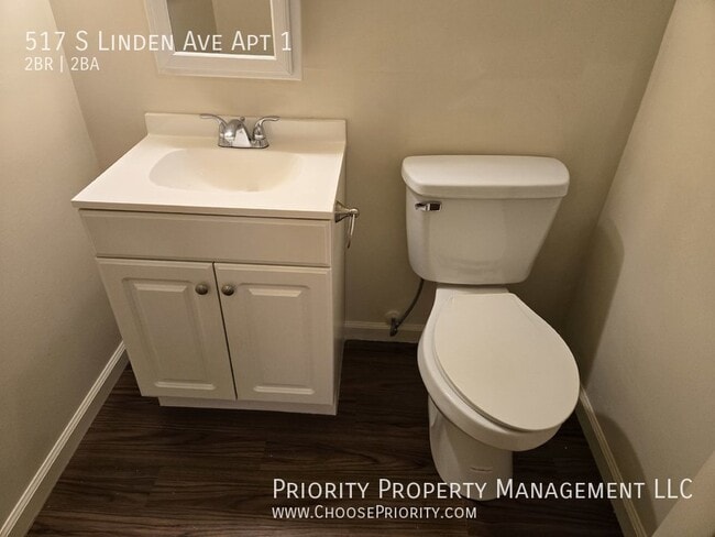 Building Photo - 517 S Linden Ave