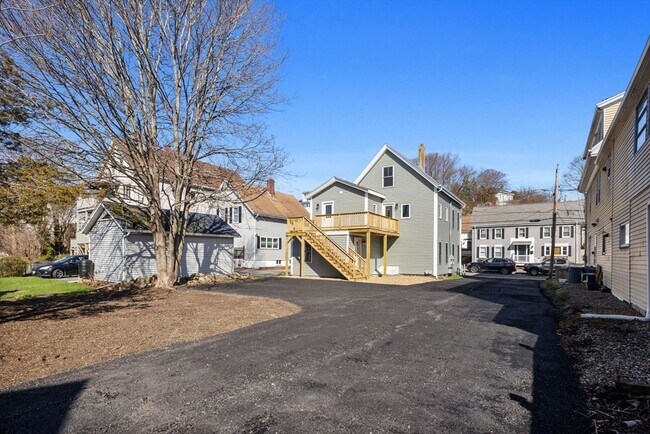 Building Photo - 20 Beacon St