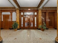 Building Photo - 8 Garrison St