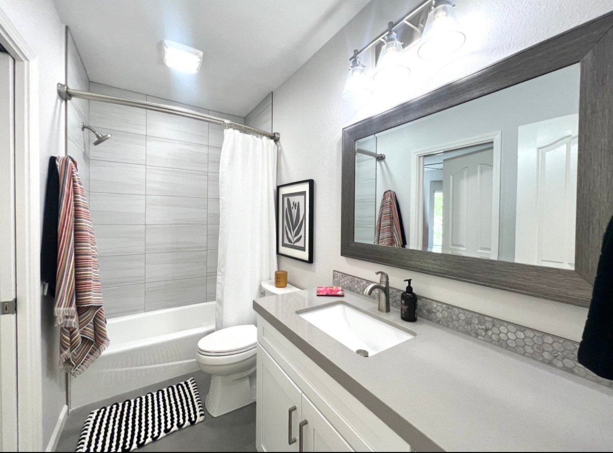 Building Photo - 1900 6th St