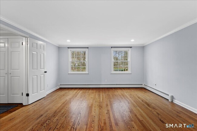 Building Photo - 116 Scarlet Oak Dr