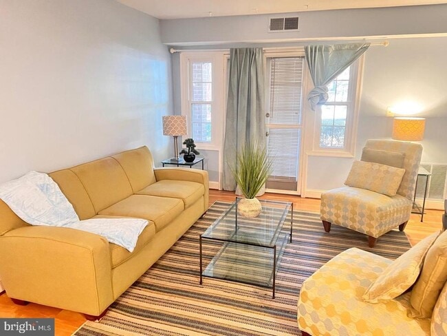 Building Photo - 5909 Prince James Dr