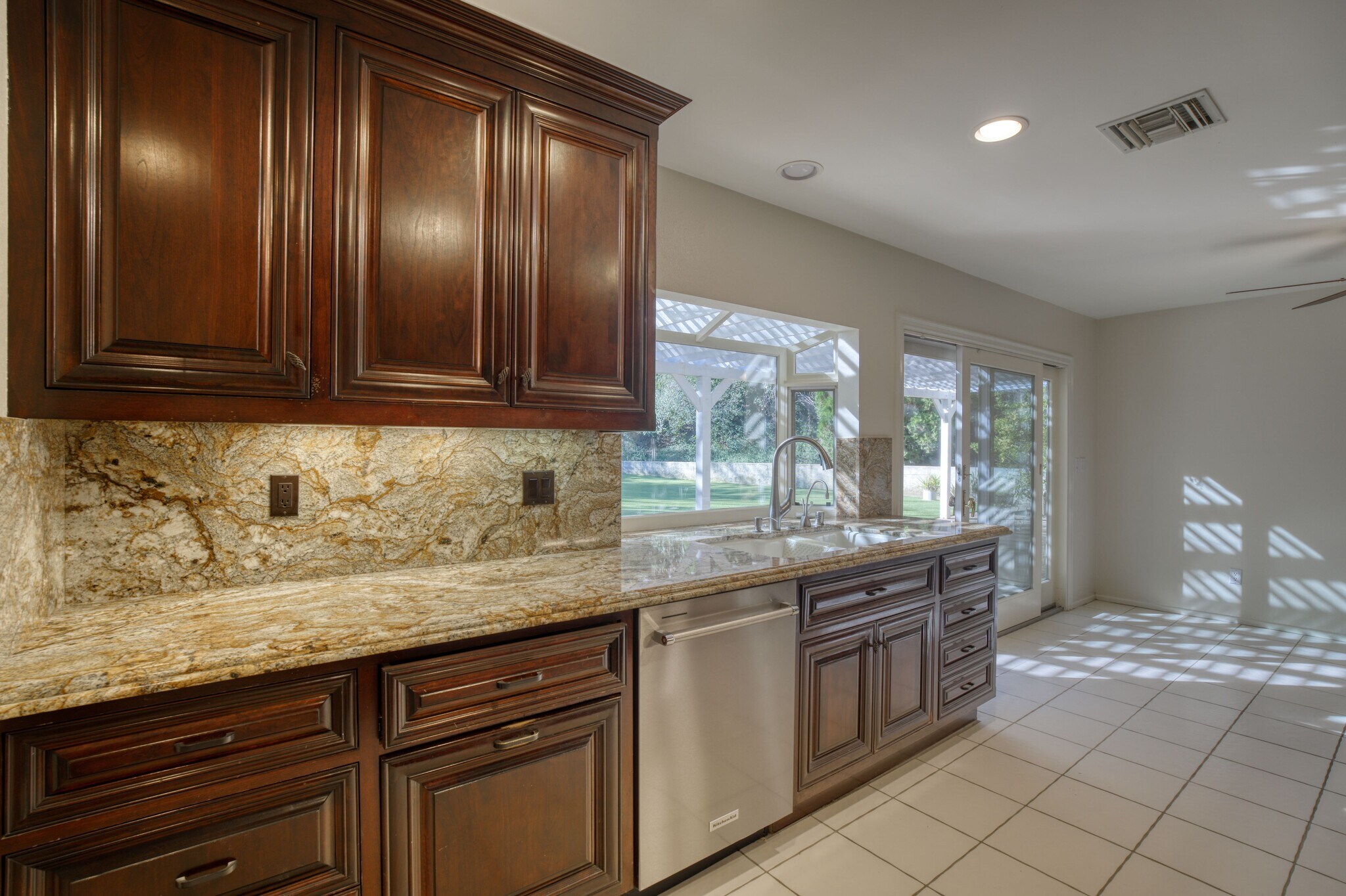 Building Photo - 19946 Turnberry Dr