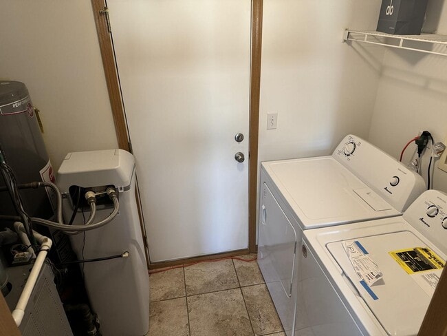 Building Photo - 16446 Newcastle Way