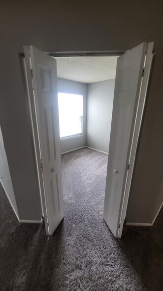 Building Photo - 3748 Idlebrook Cir