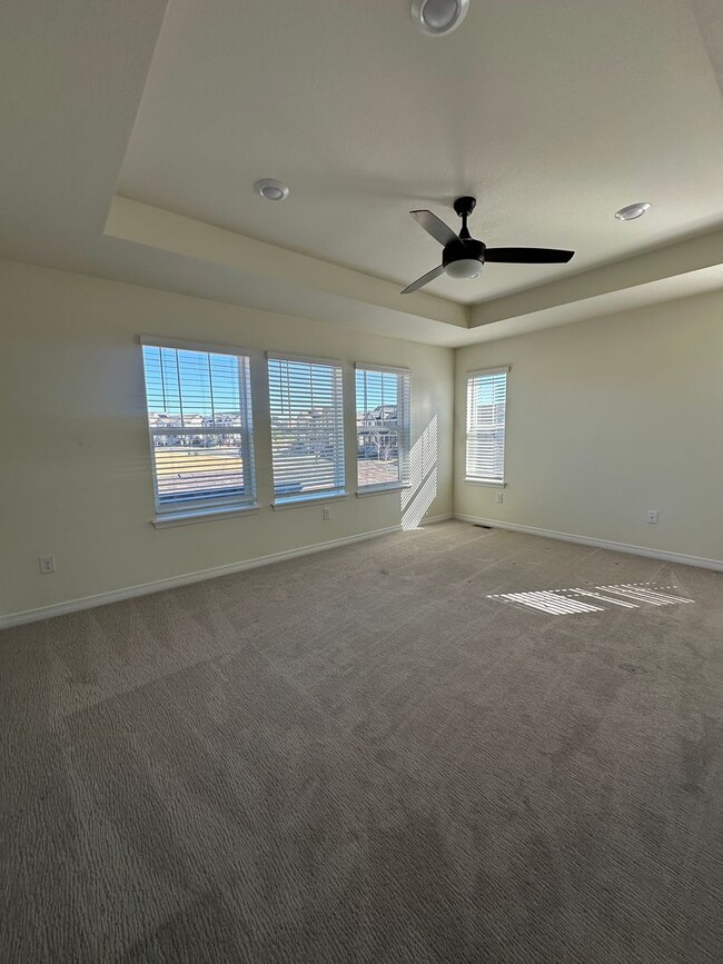 Building Photo - 4-bedroom Single Family Home in Broomfield