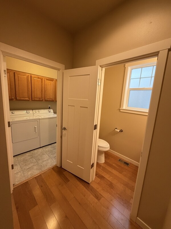 Building Photo - 1546 Bryce Park Loop