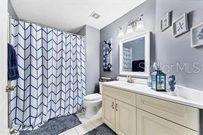 Building Photo - 4510 Sanibel Way