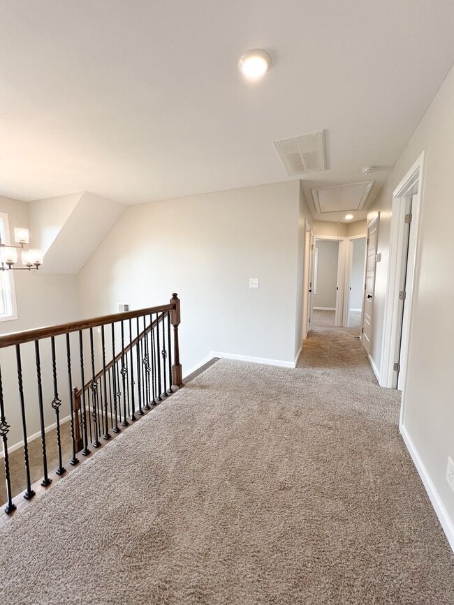 Building Photo - Move-In Specials Available! Must See-Stunning 5-Bedroom Home in 37043!!