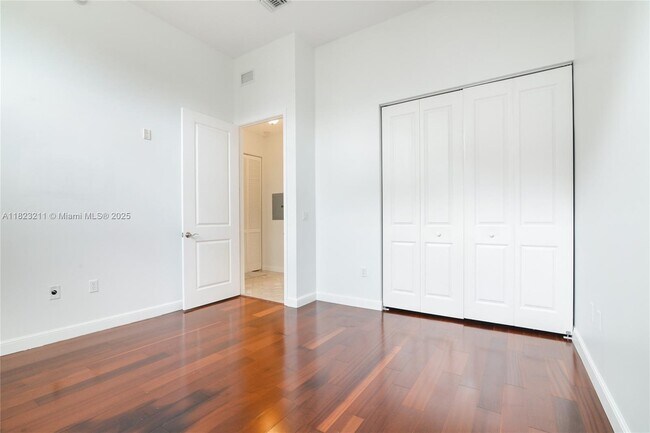 Building Photo - 3055 NW 126th Ave