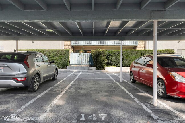 Building Photo - 5700 Etiwanda Ave