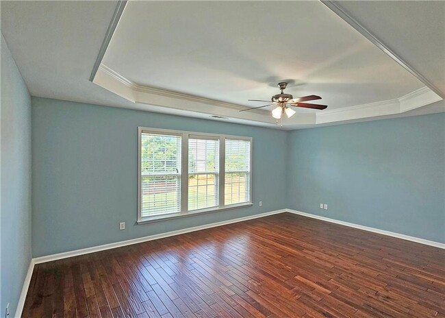 Building Photo - 1215 Clandon Pl