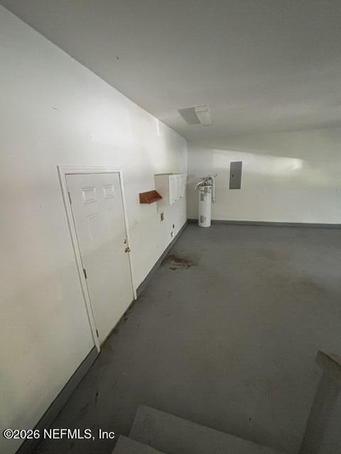 Building Photo - 409 SE 42 St