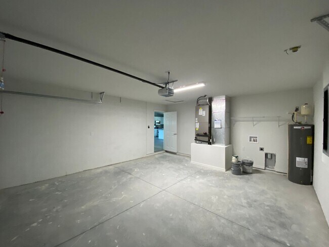 Building Photo - 2901 SW 173rd Street Rd