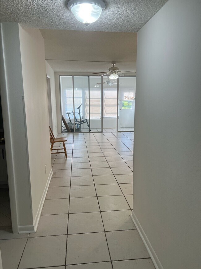 Building Photo - 5980 NW 64th Ave