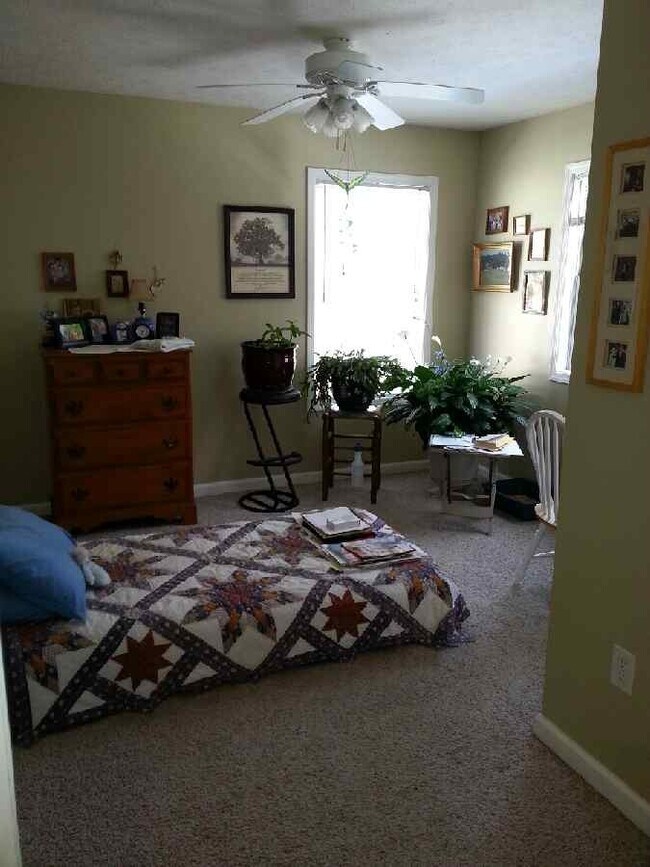 Building Photo - Available August;  Monthly rent $1,895