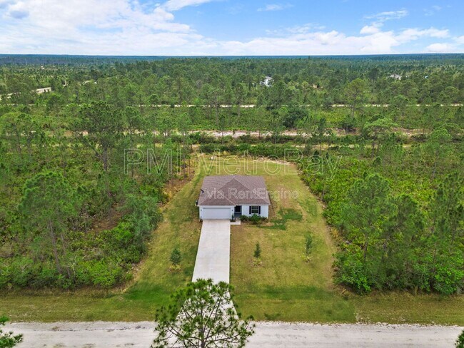 Building Photo - 4081 Calendula Dr