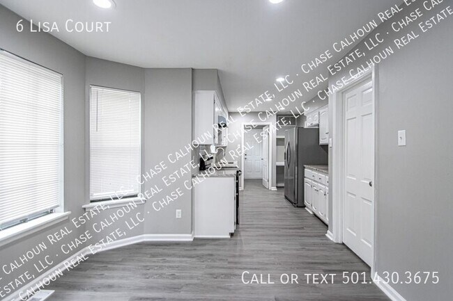 Building Photo - 6 Lisa Ct