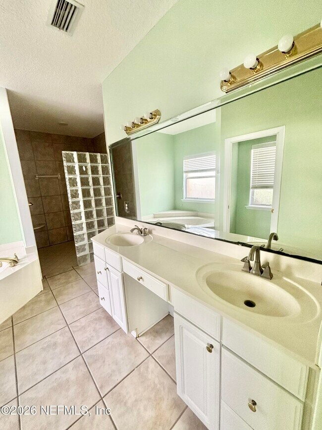 Building Photo - 4314 Boat Club Dr