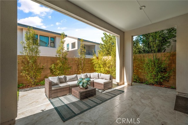 Building Photo - 105 Shear