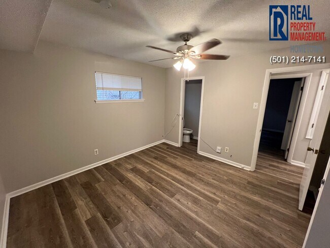 Building Photo - 6901 Archwood Dr