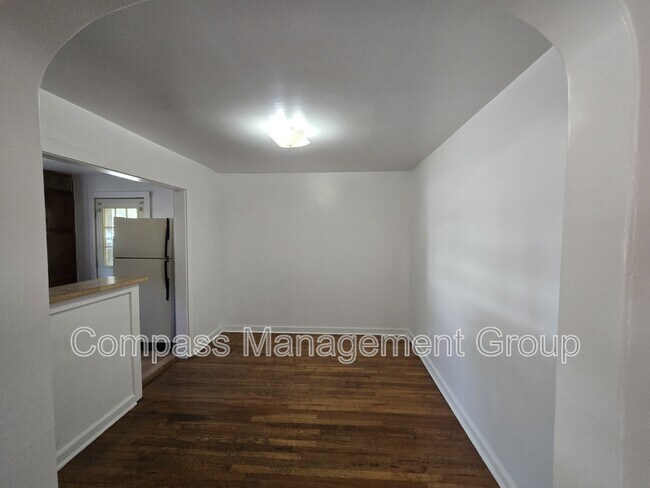 Building Photo - 1719 McClung Ave